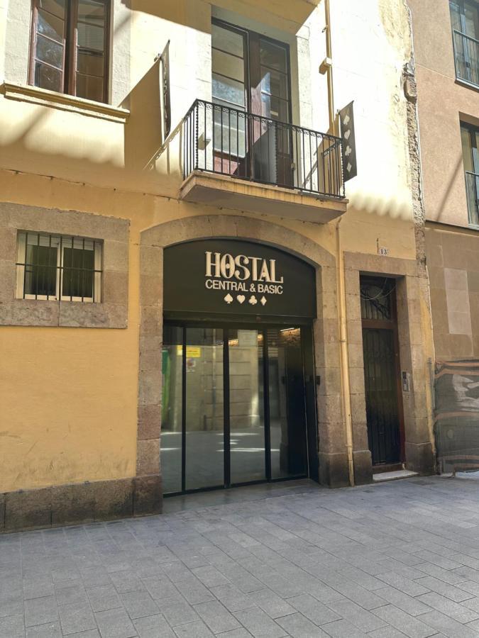 Central And Basic Drassanes Hostel Barcelona Exterior foto